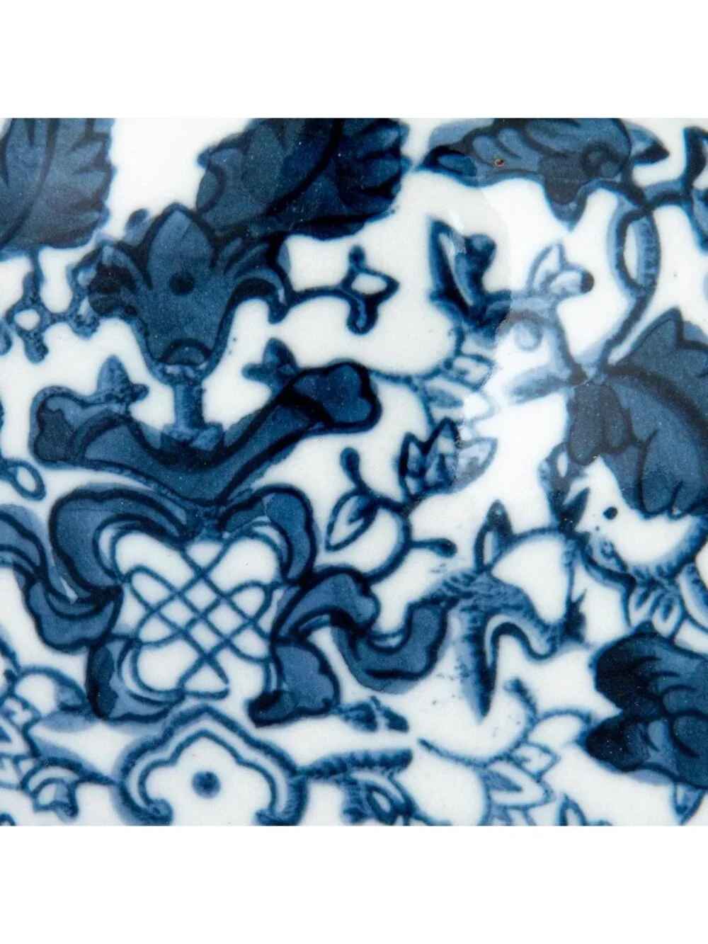 Chic Blue & White Ceramic Ginger Jar with Lid - Stylish Home Decor Accent
